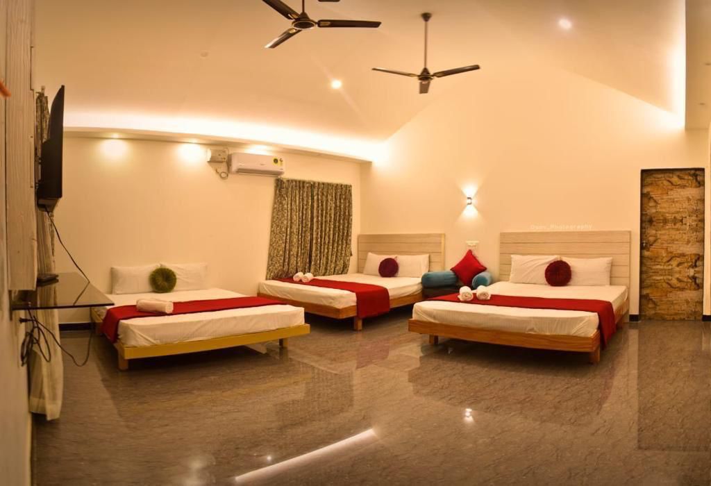 WhatsApp Image 2025-09-23 at 3.54.59 PM (1)